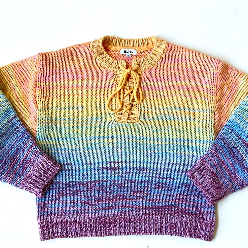 525 AMERICA SWEATER!!  SIZE MEDIUM!!